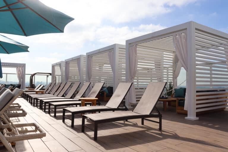 white louvers roof pool side - StruXure Pergolas In Northern California - Smart motorized Pergolas for Homeowners, contractors, and businesses