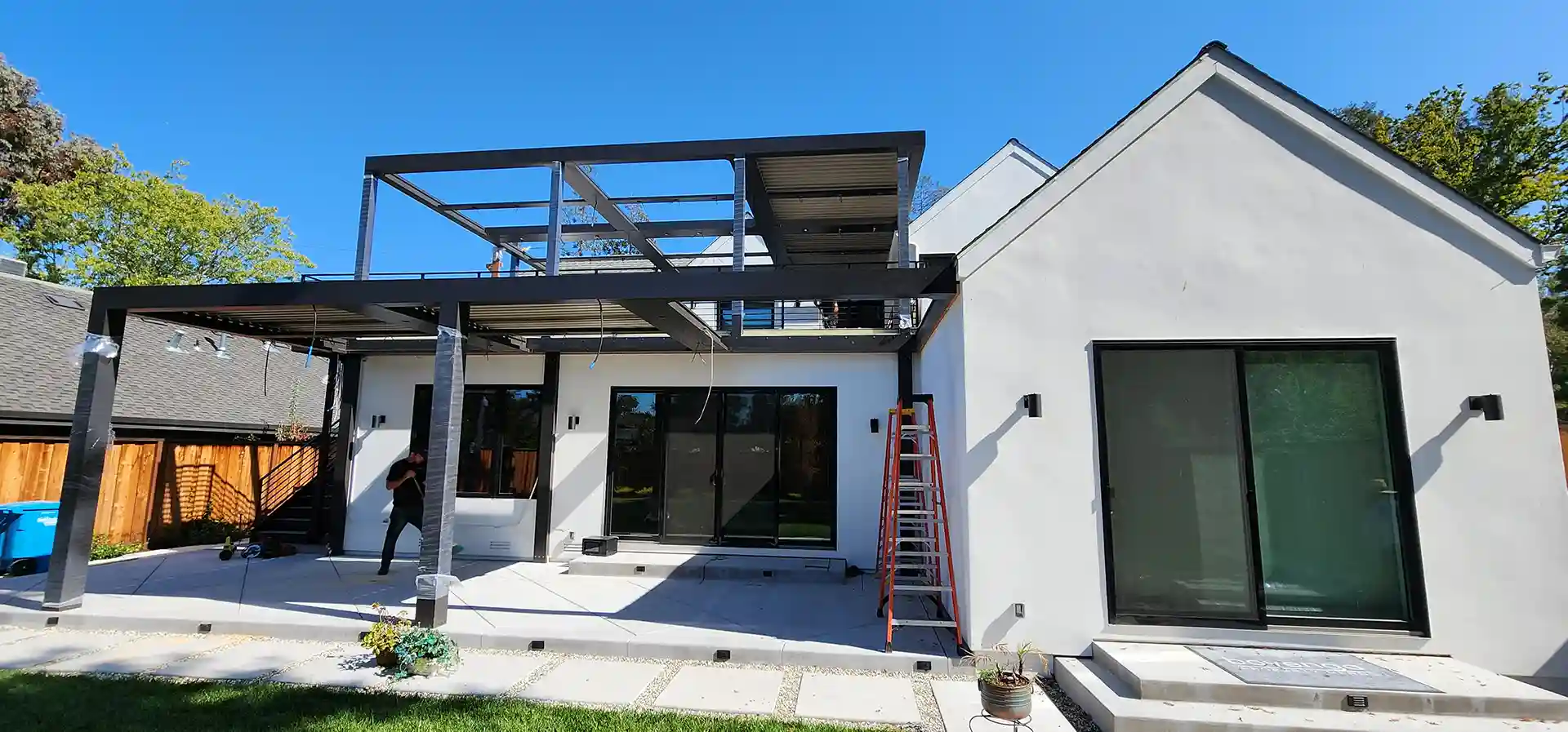 louvered roof pergola installation contractors in northern california